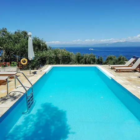 Kipos Hotel